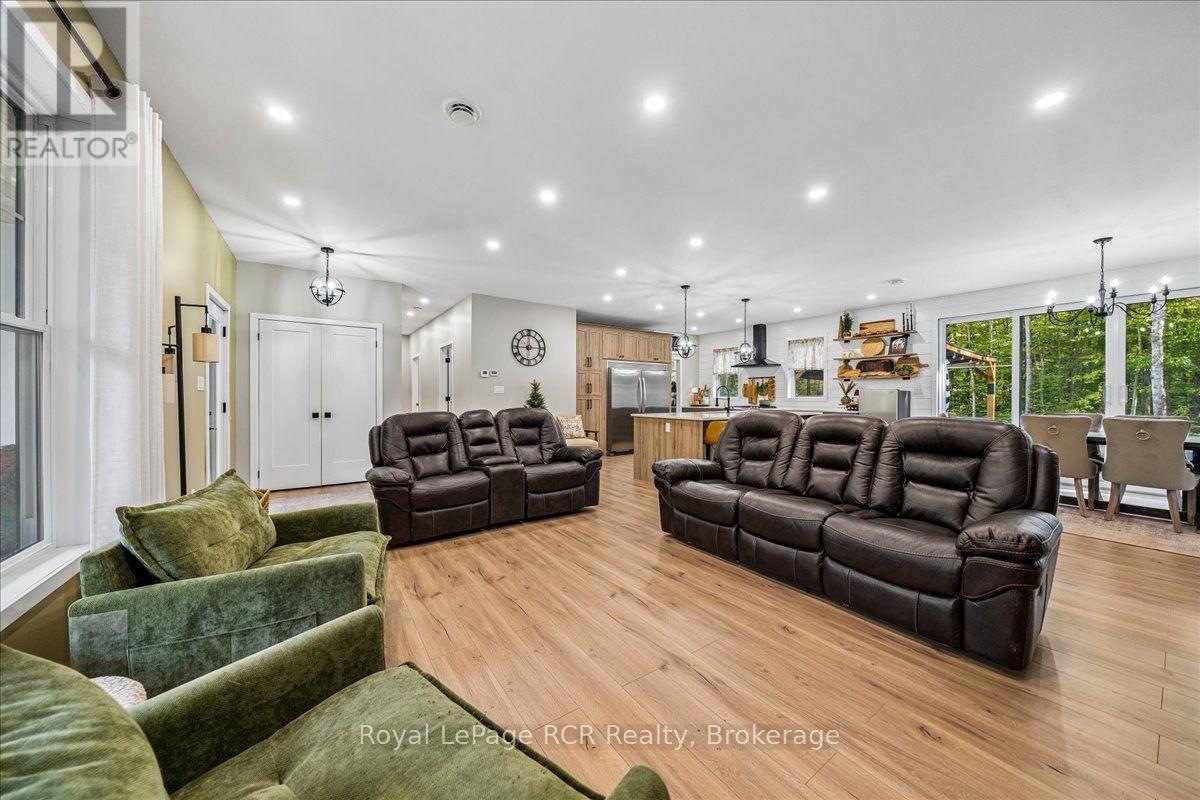 1342 Highway 6, South Bruce Peninsula, Ontario N0H 2T0 - Photo 11 - X13841288