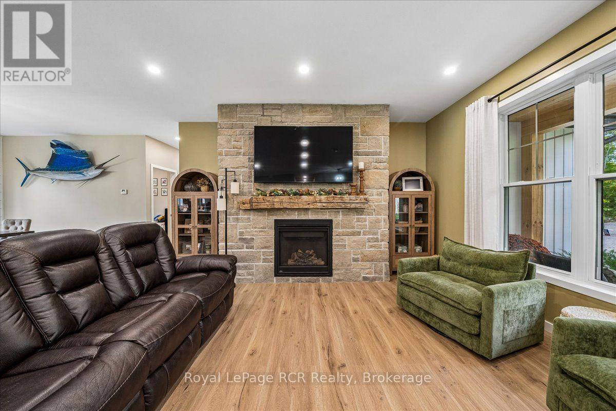 1342 Highway 6, South Bruce Peninsula, Ontario N0H 2T0 - Photo 8 - X13841288
