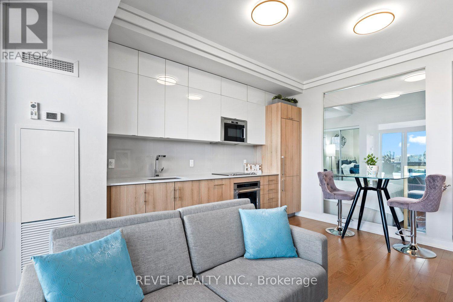2607 - 330 Richmond Street W, Toronto, Ontario  M5V 0M4 - Photo 10 - C13841374