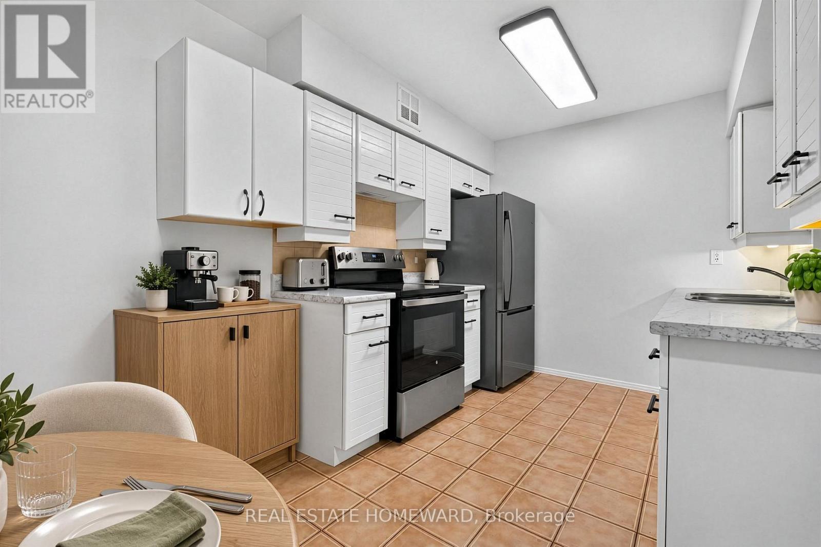 1803 - 30 Greenfield Avenue, Toronto (Willowdale East), Ontario  M2N 6N3 - Photo 4 - C13841422