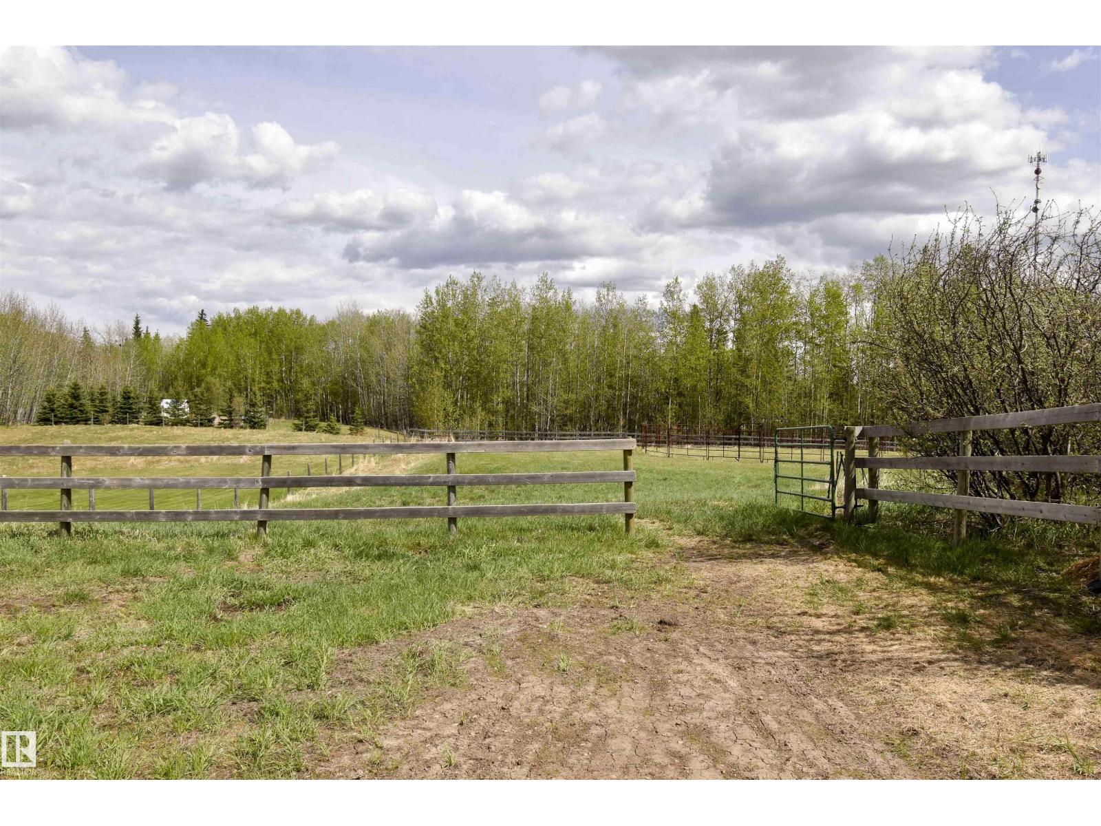 40, 2320 Twp Rd 540