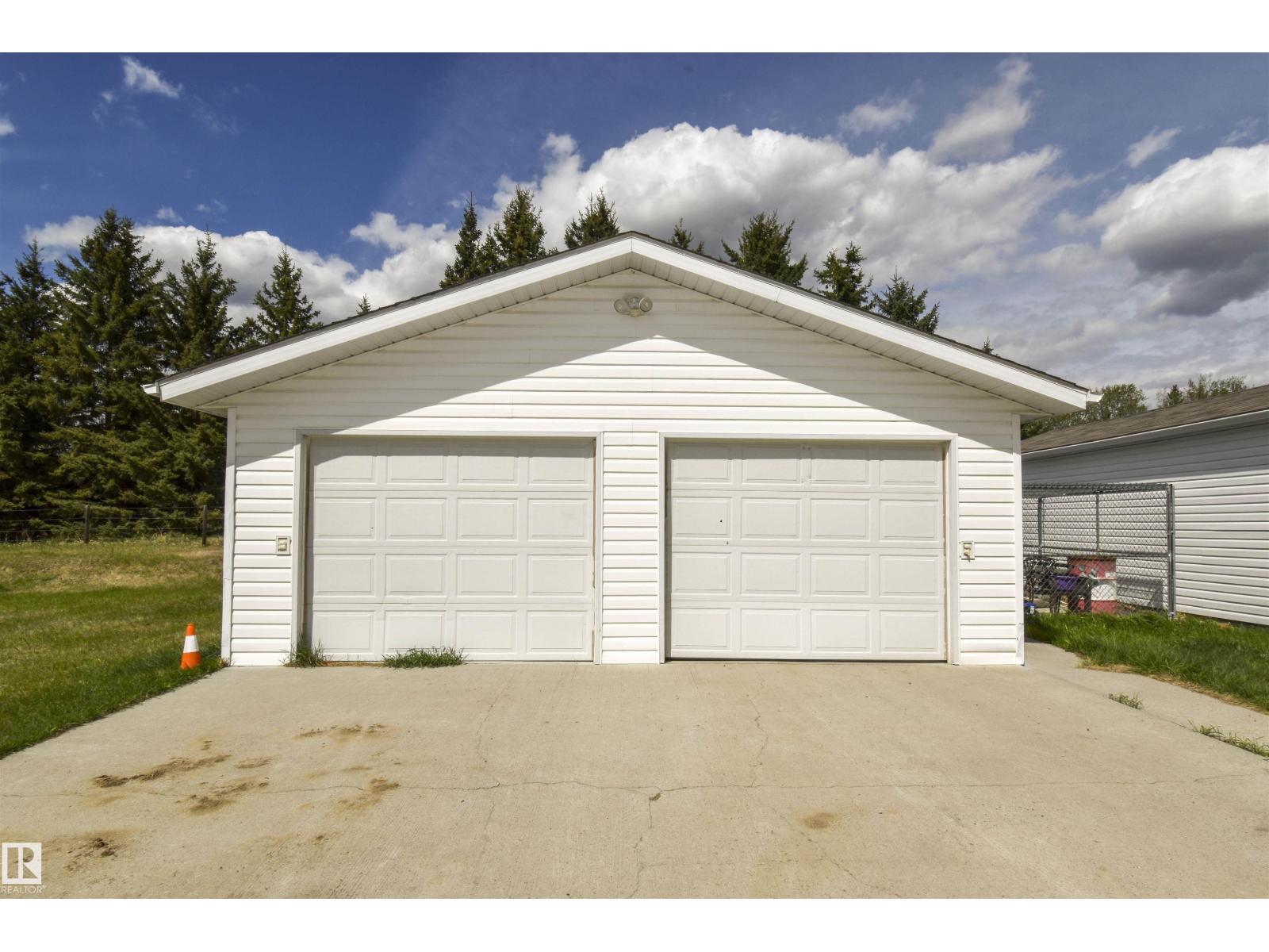 40, 2320 Twp Rd 540