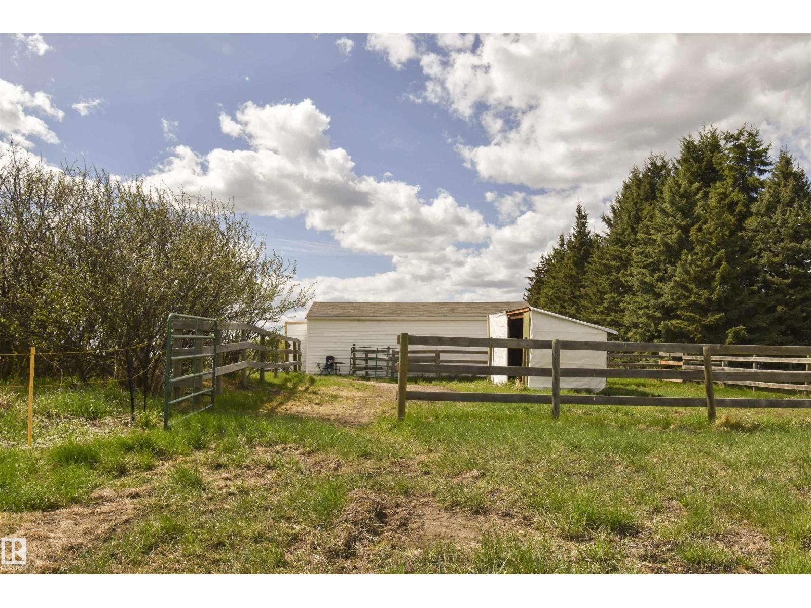 40, 2320 Twp Rd 540
