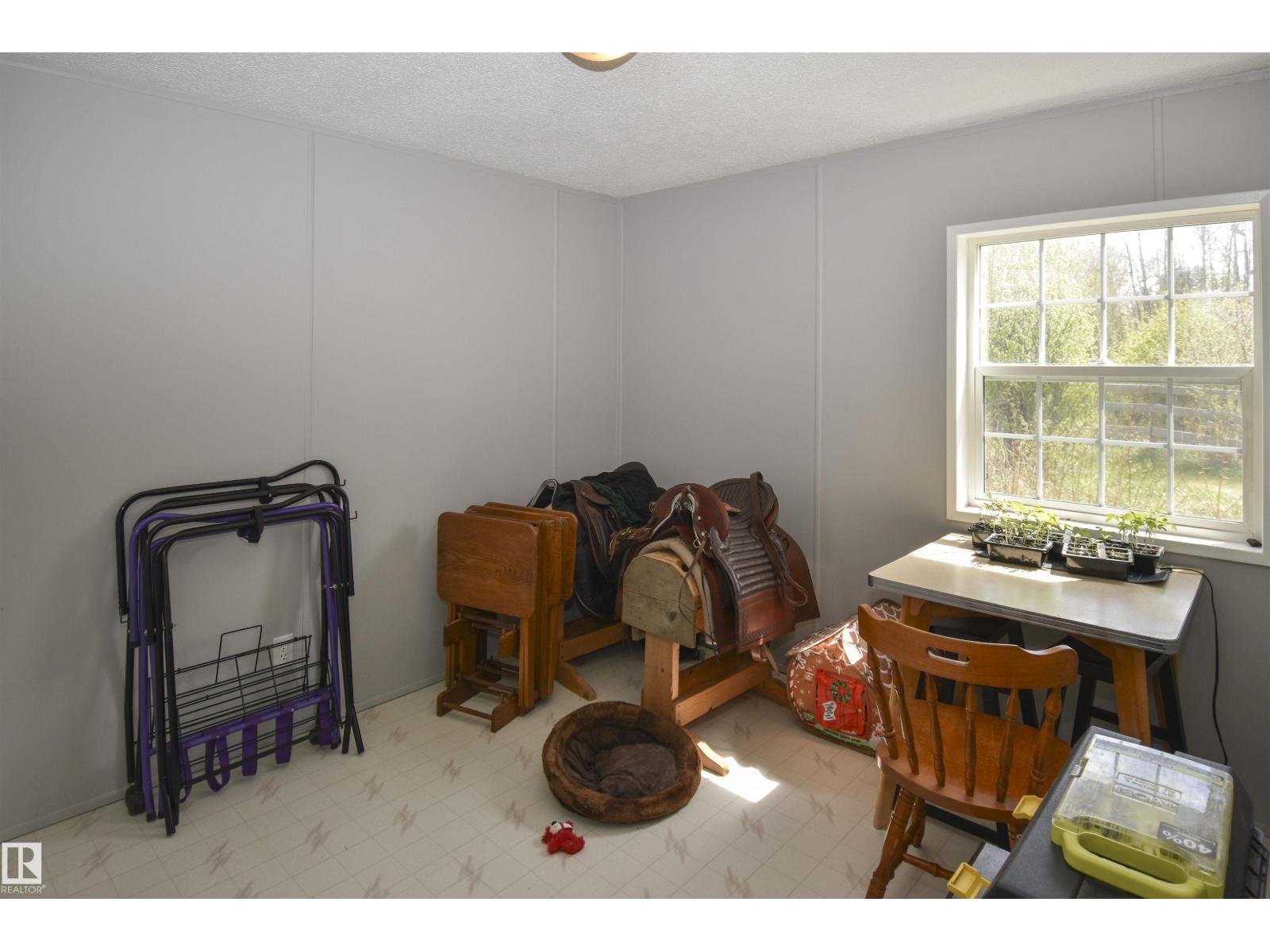 40, 2320 Twp Rd 540