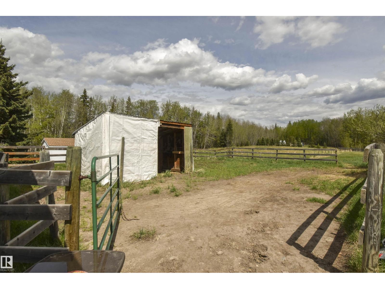 40, 2320 Twp Rd 540