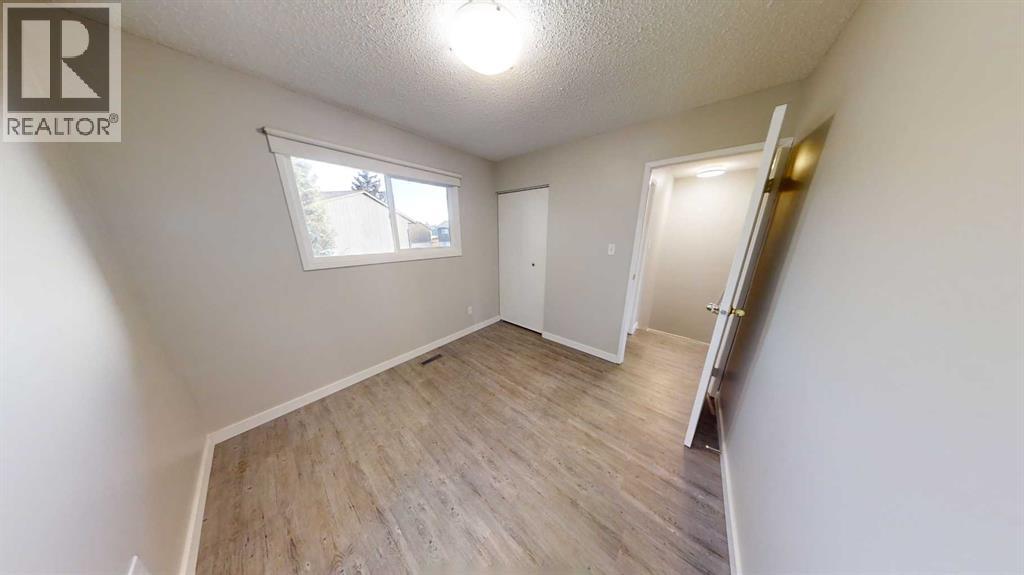 7852 Cedarwood Park, Grande Prairie, Alberta  T8V 4R8 - Photo 9 - A2349049