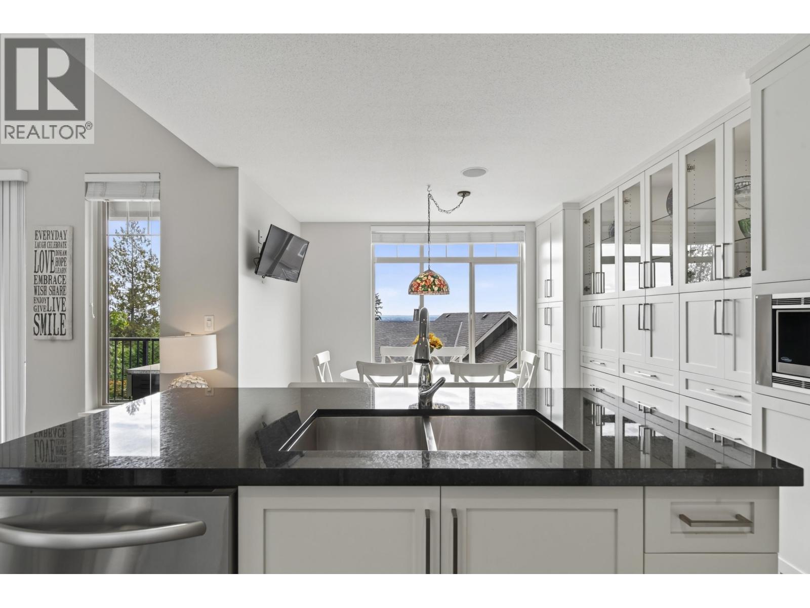 107 3458 Burke Village Promenade, Coquitlam, British Columbia  V3E 0J1 - Photo 14 - R3165390