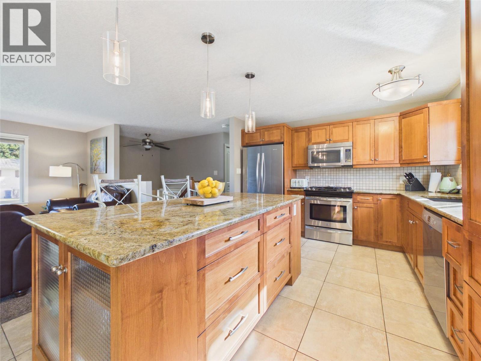 845 307 Street, Kimberley, British Columbia  V1A 3H9 - Photo 11 - 10401863