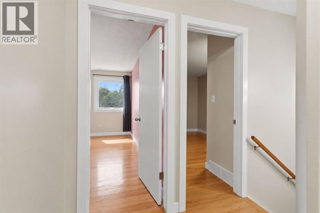 3103 41 Street Sw, Calgary, Alberta  T3E 3K9 - Photo 14 - A2345314