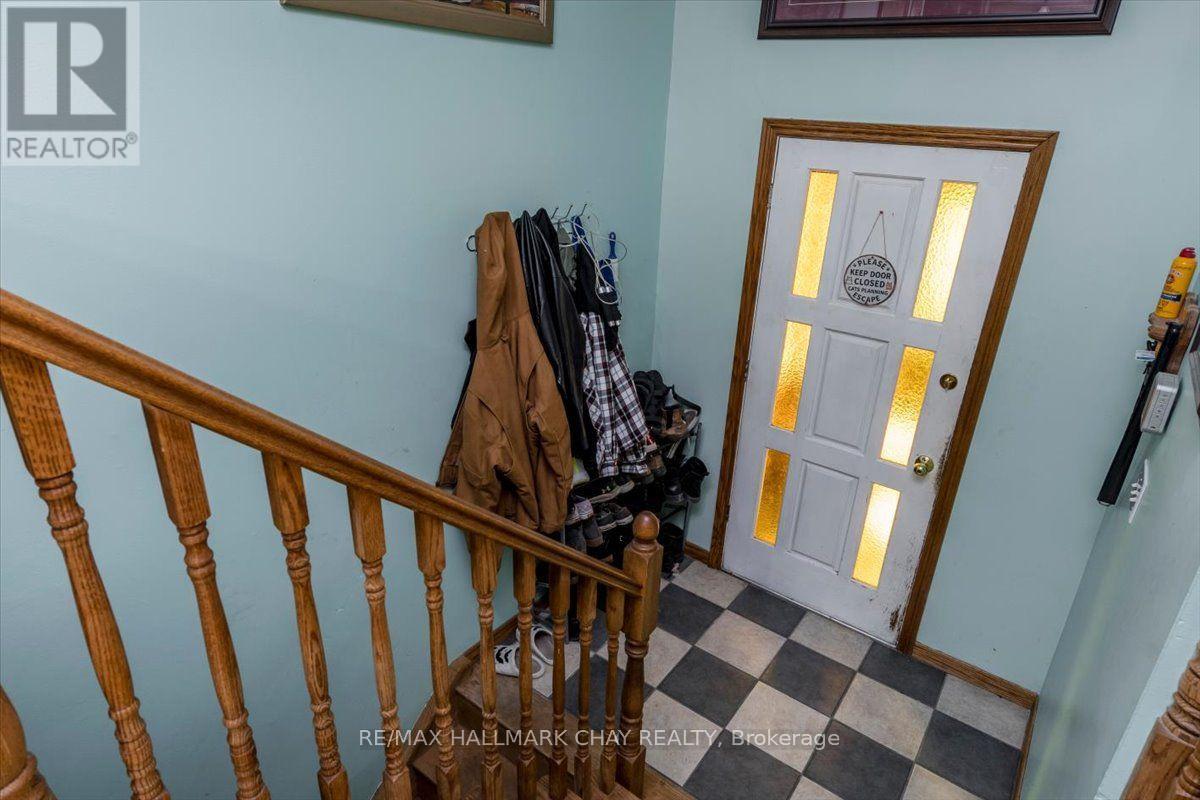 611 Big Bay Point Rd Road, Barrie, Ontario  L4N 3Z9 - Photo 13 - S13841292