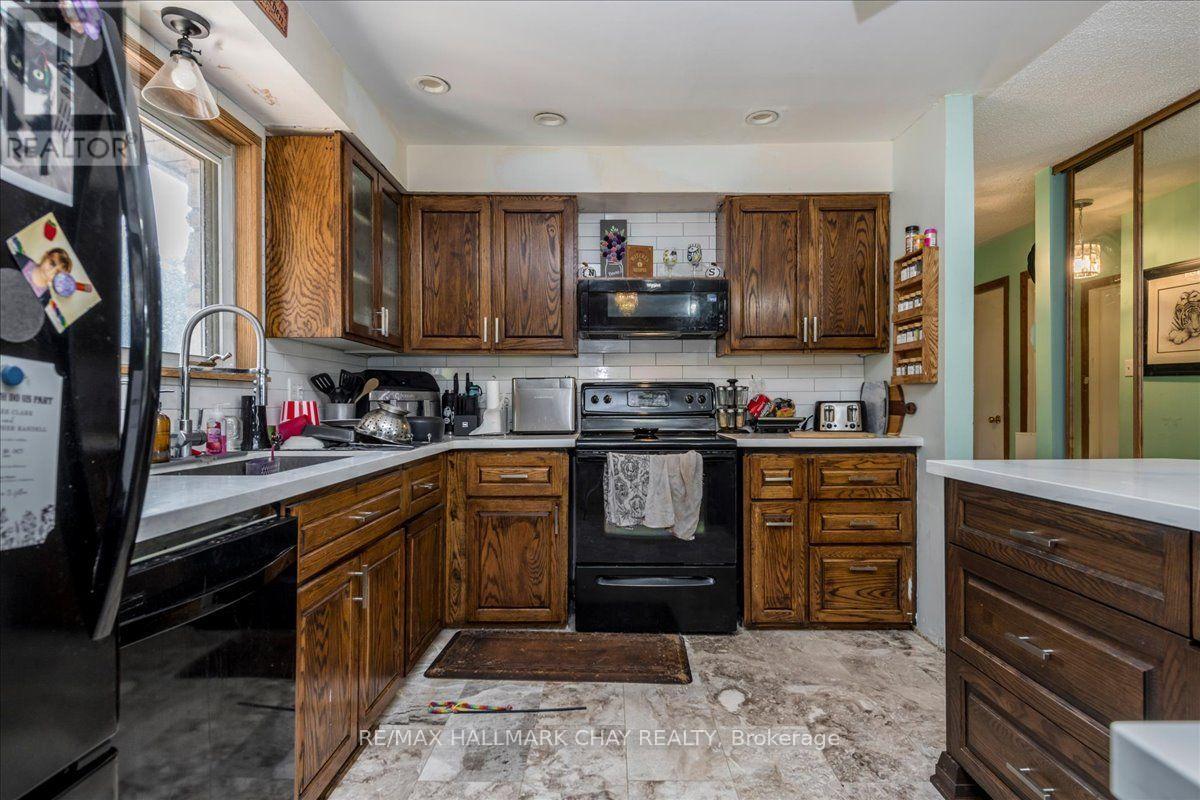 611 Big Bay Point Rd Road, Barrie, Ontario  L4N 3Z9 - Photo 5 - S13841292
