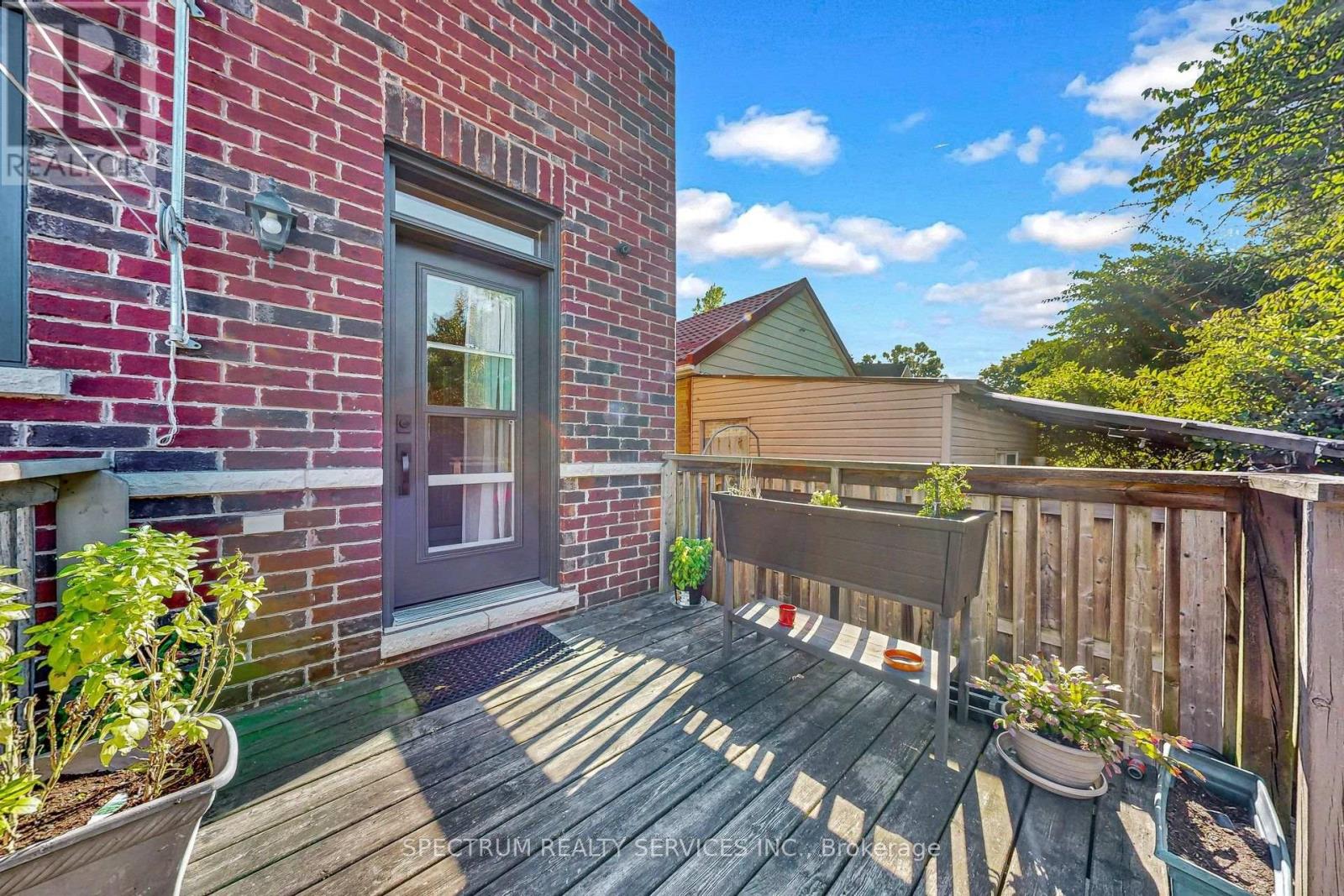 254 John Street, Toronto, Ontario  M9N 1K2 - Photo 37 - W13841342