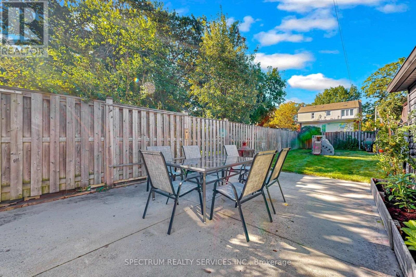 254 John Street, Toronto, Ontario  M9N 1K2 - Photo 39 - W13841342