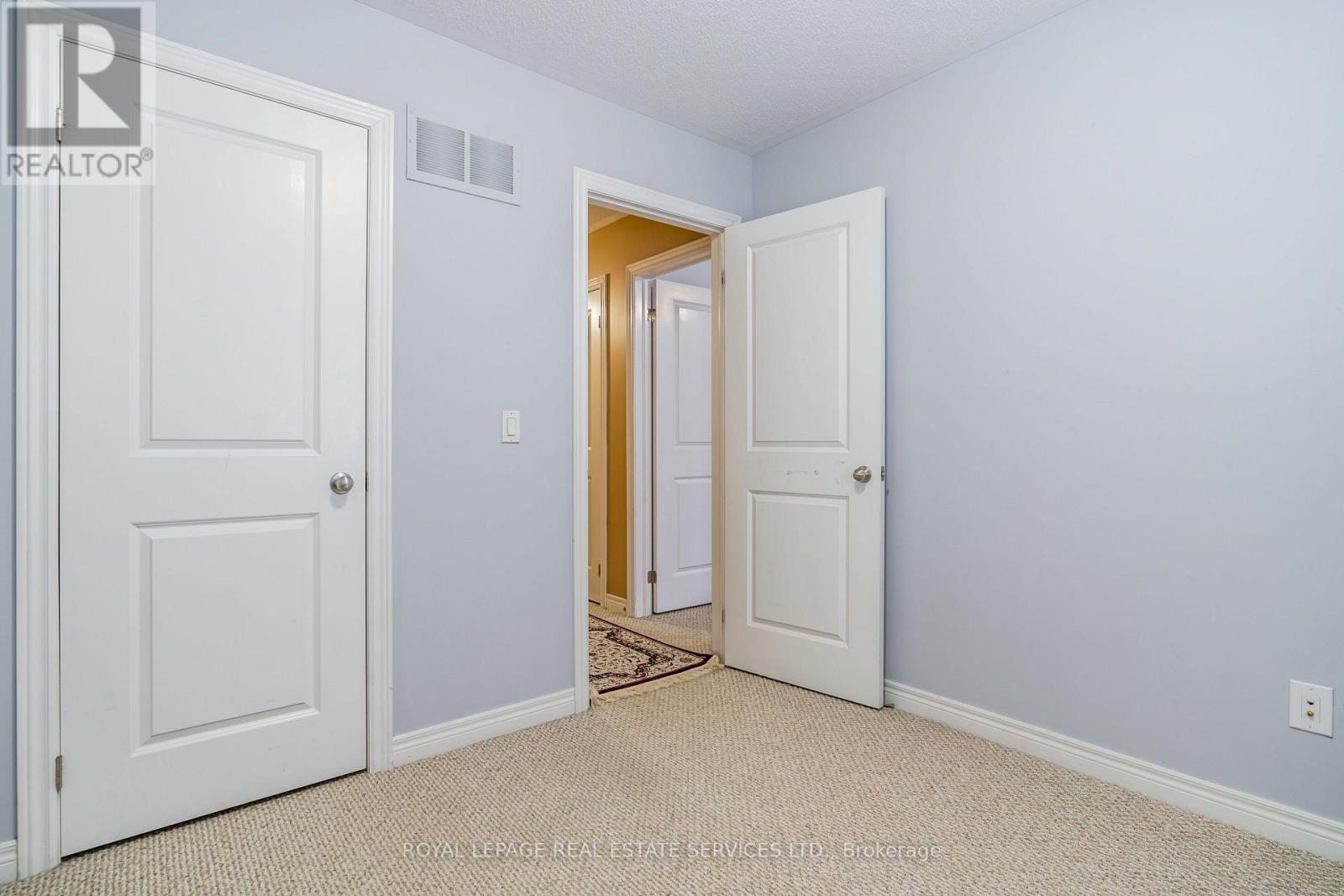 511 Sixteen Mile Drive, Oakville, Ontario  L6M 0P7 - Photo 40 - W13841382