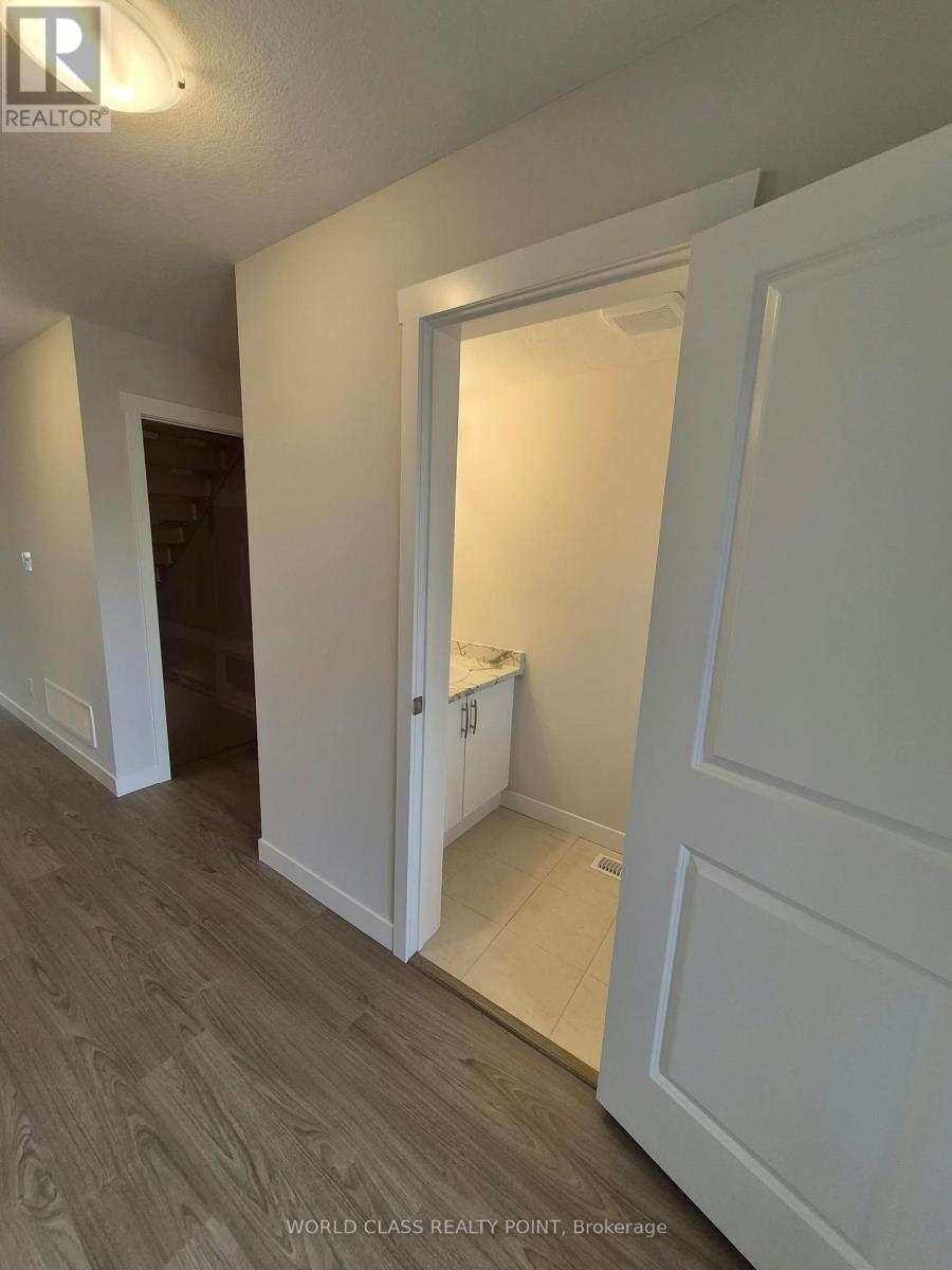 8 Beverly Street, Springwater, Ontario  L0L 1P0 - Photo 41 - S13837868
