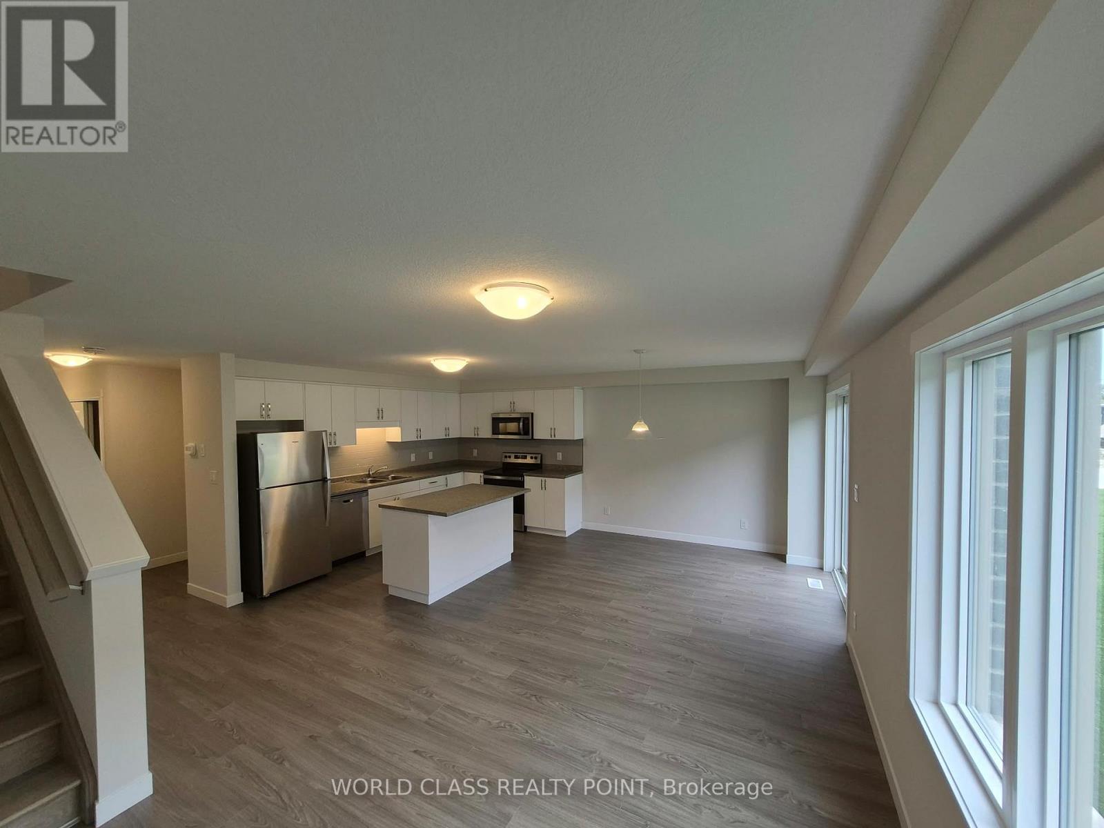 8 Beverly Street, Springwater, Ontario  L0L 1P0 - Photo 47 - S13837868