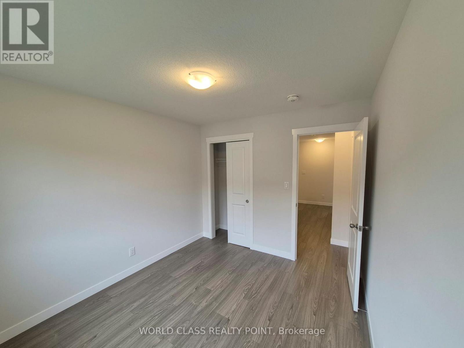 8 Beverly Street, Springwater, Ontario  L0L 1P0 - Photo 18 - S13837868