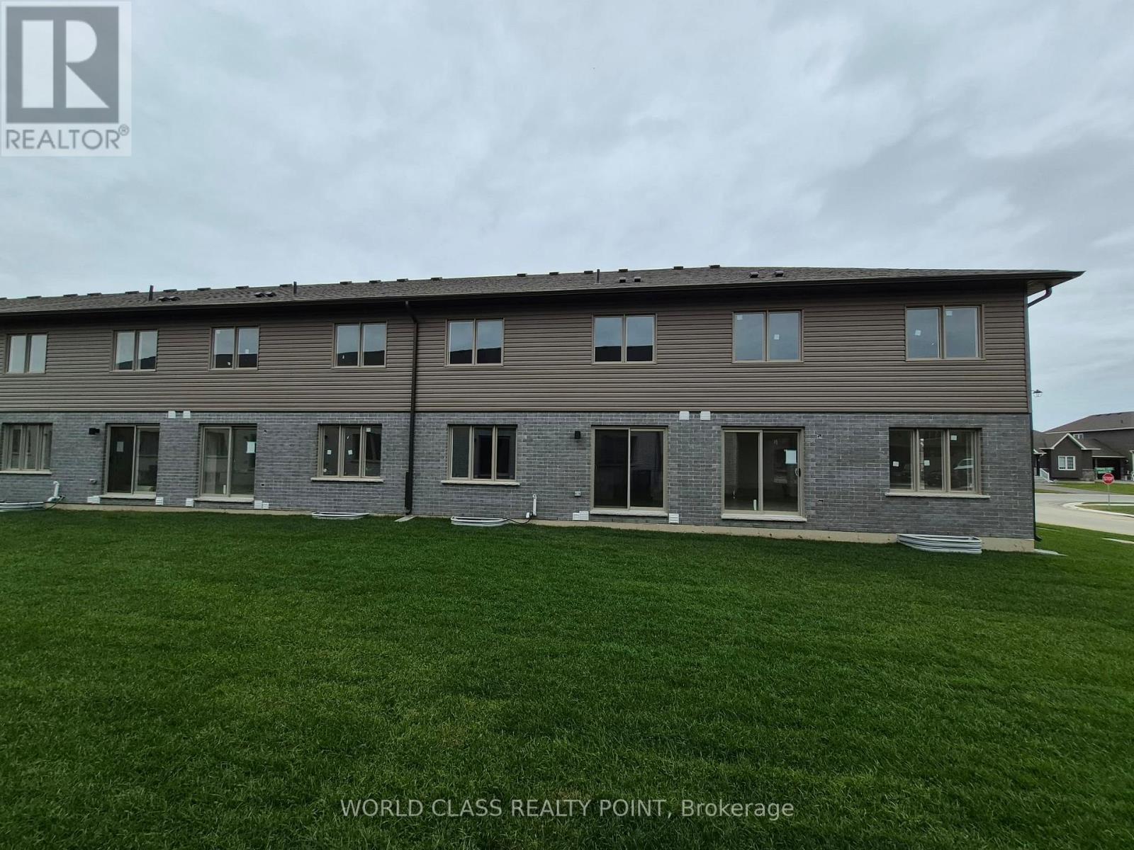 8 Beverly Street, Springwater, Ontario  L0L 1P0 - Photo 23 - S13837868