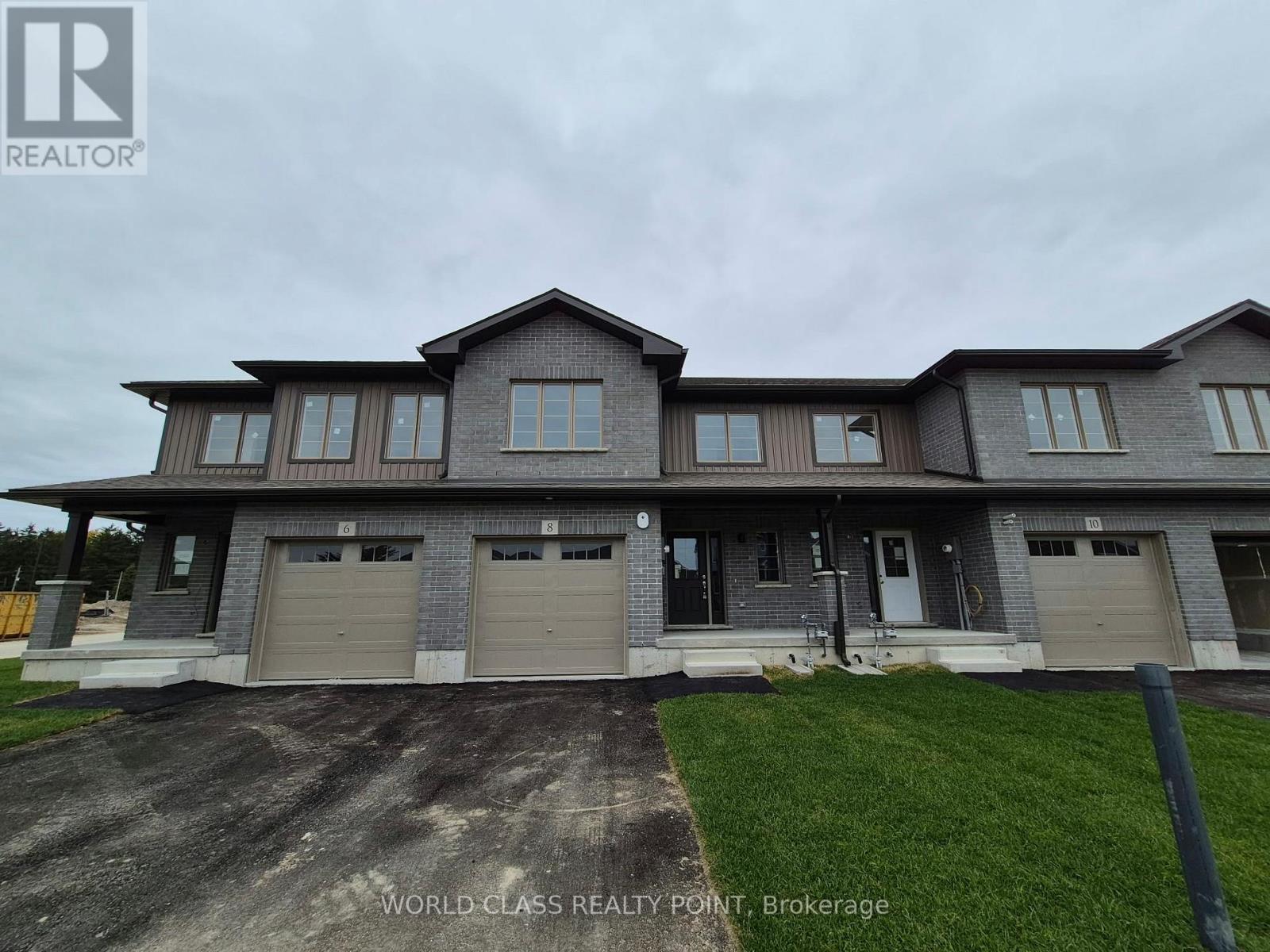 8 BEVERLY STREET, Springwater, Ontario
