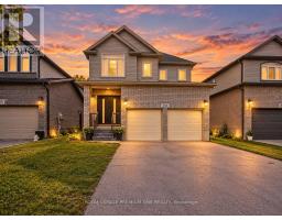 811 CEDARPARK WAY, London North, Ontario