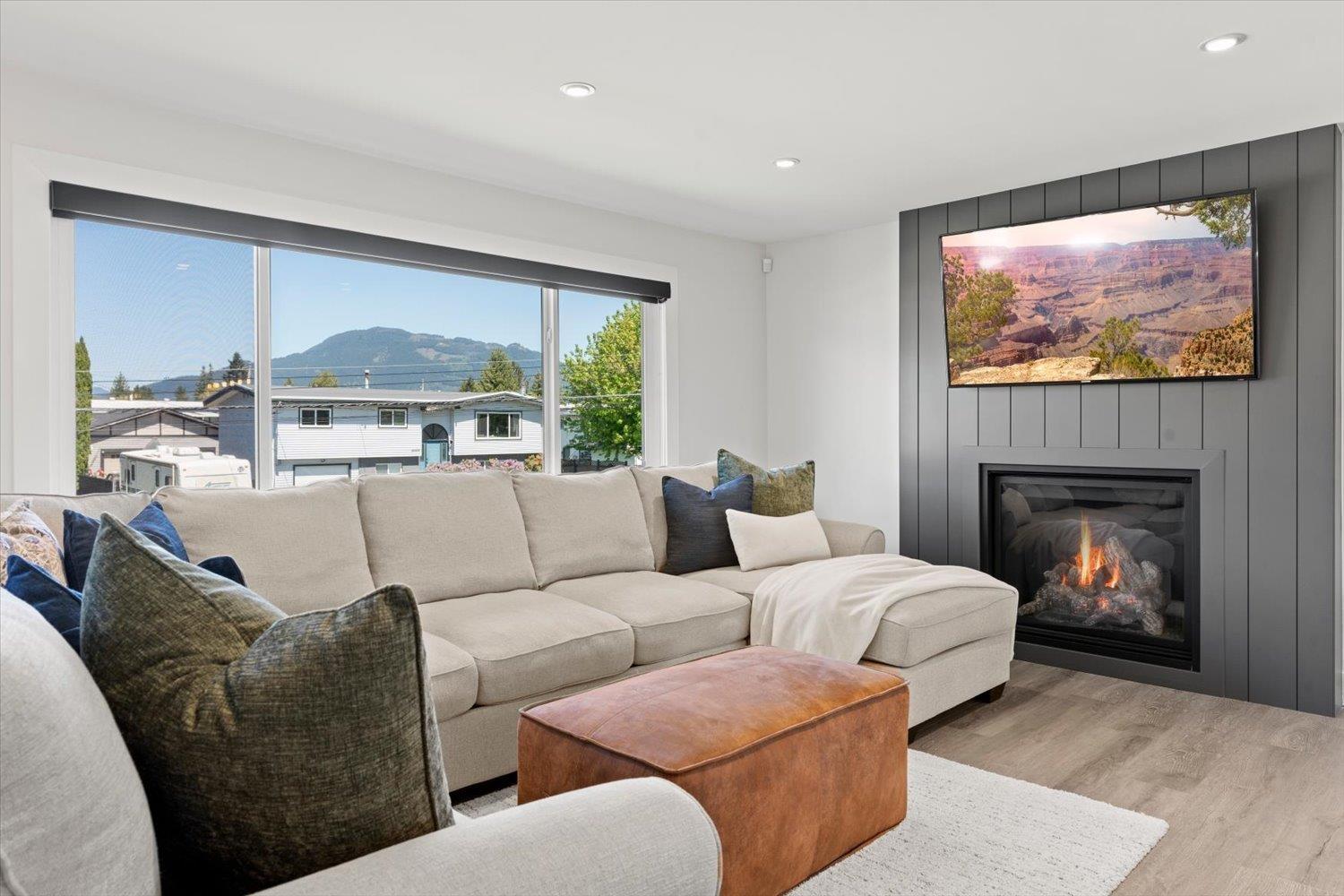 46520 ELLIOTT AVENUE|Fairfield Island