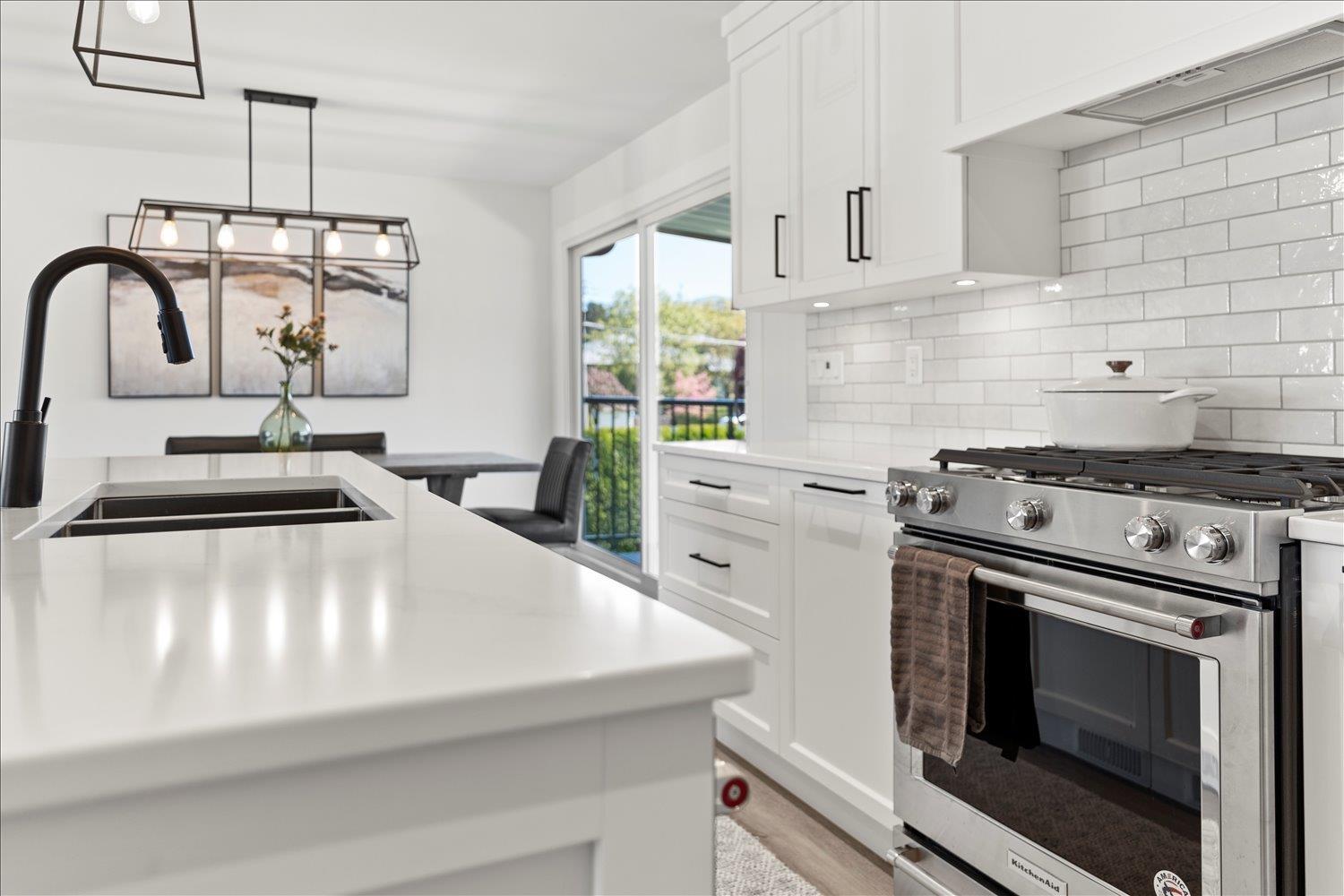46520 ELLIOTT AVENUE|Fairfield Island
