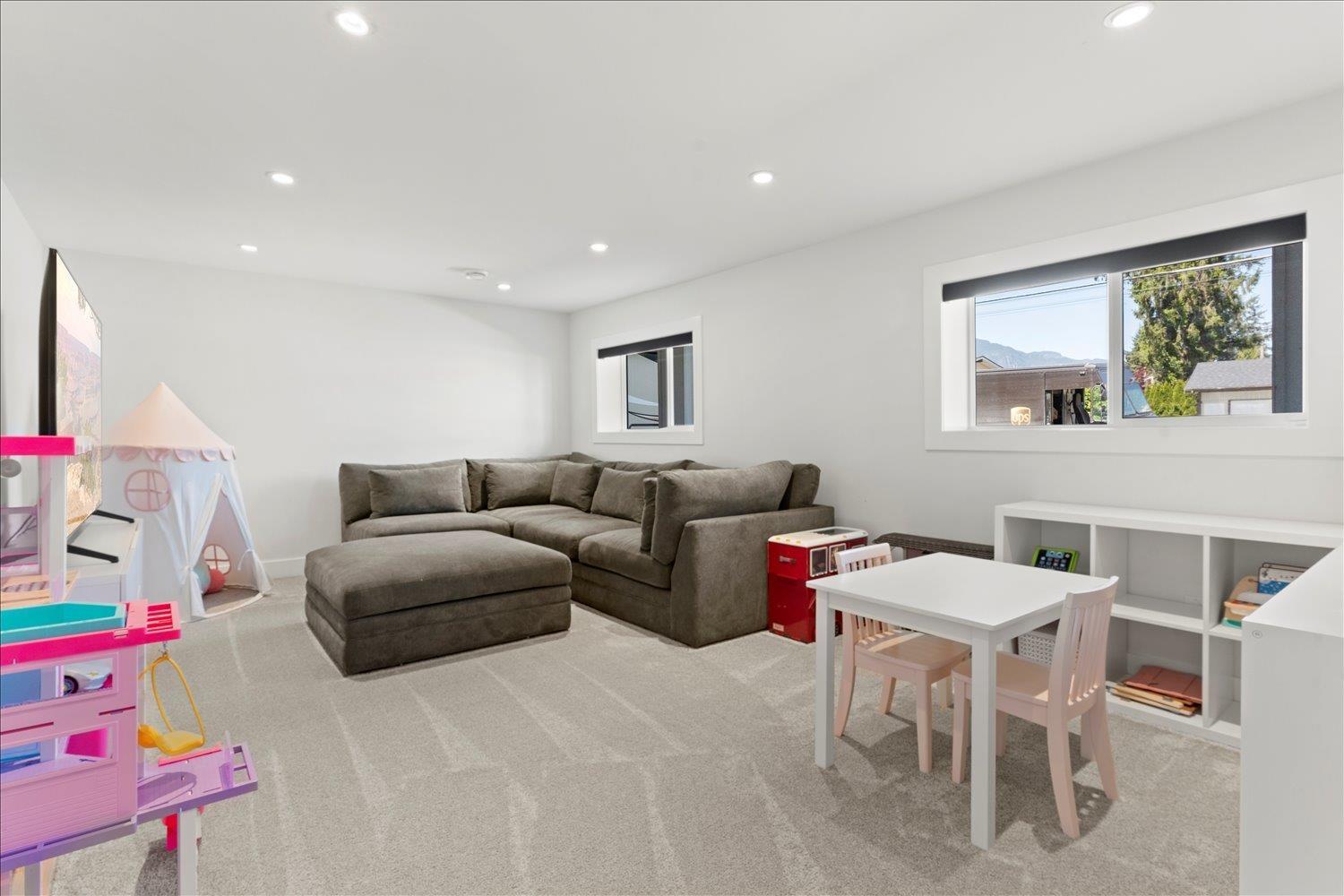 46520 ELLIOTT AVENUE|Fairfield Island