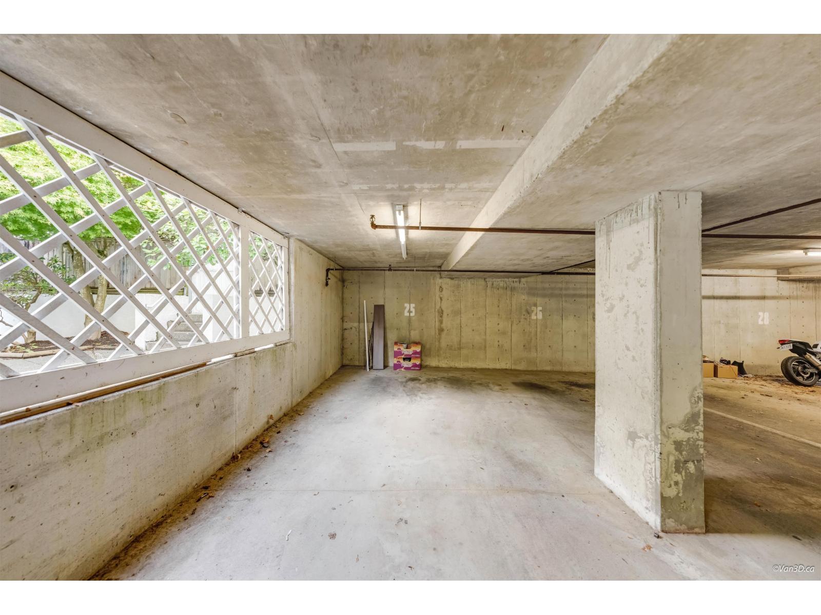 29 10090 137A STREET