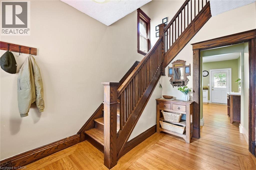 164 Balmoral Avenue S, Hamilton, Ontario  L8M 3K3 - Photo 4 - 40862228
