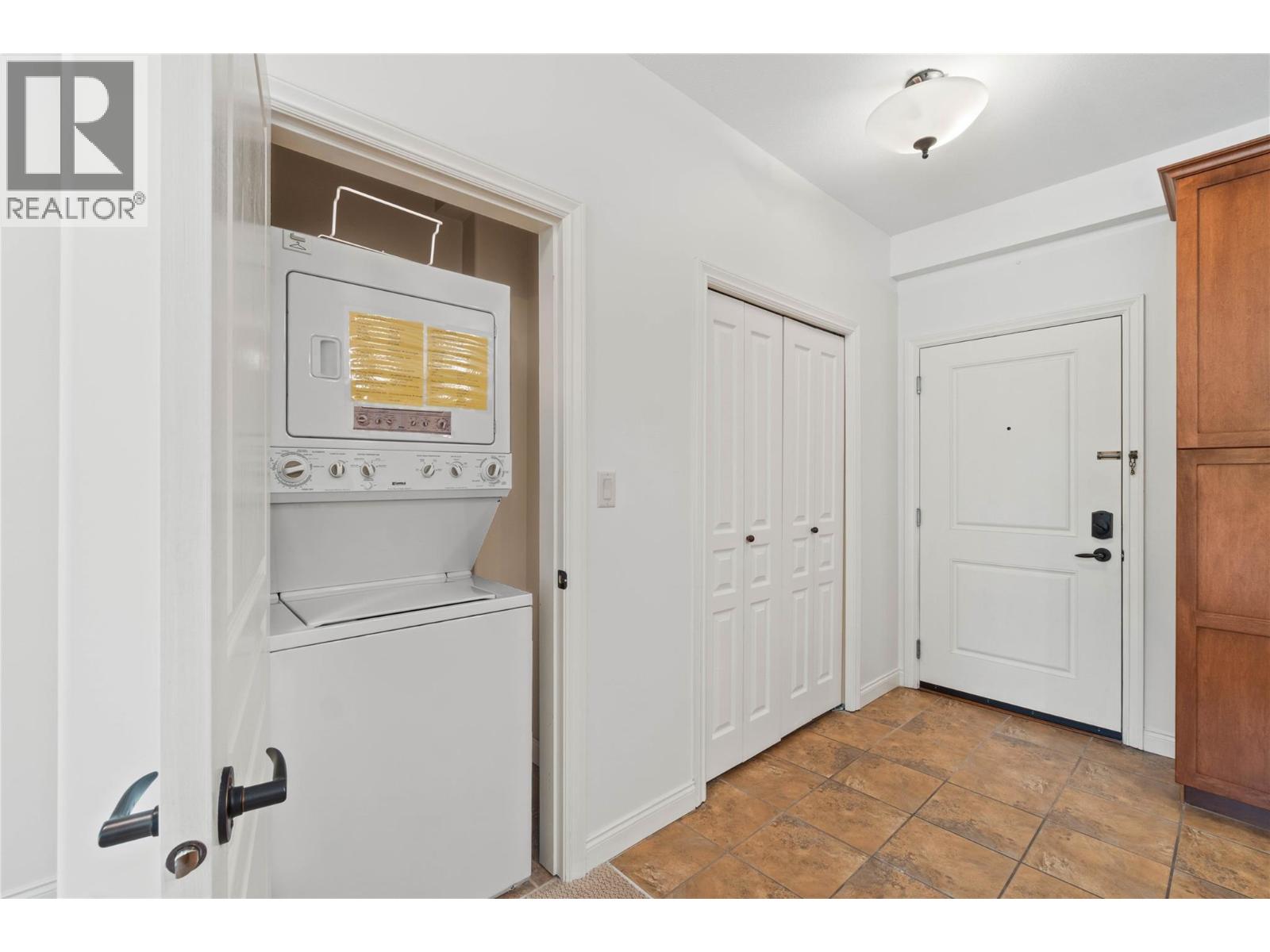 1390 Hillside Drive Unit# 207, Kamloops, British Columbia  V2E 0A6 - Photo 12 - 10401593