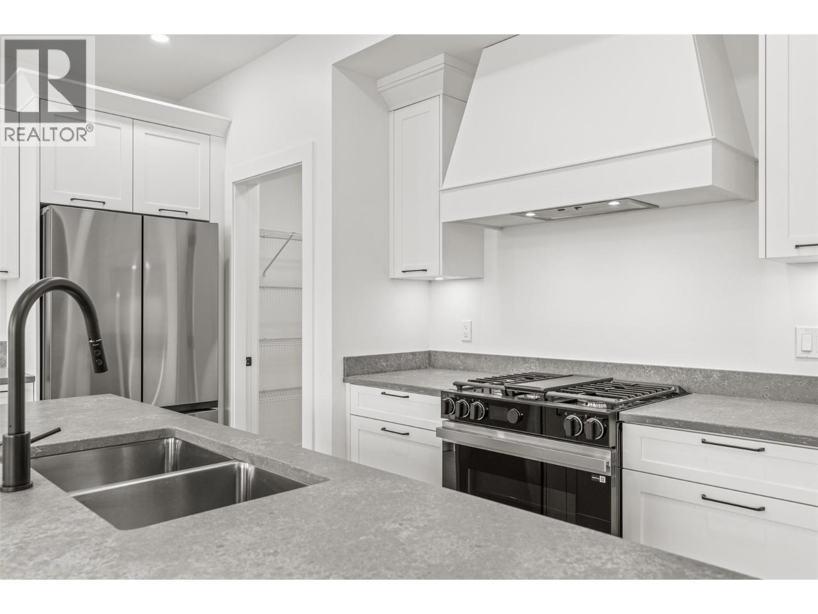 2467 Bradley Drive Unit# 101