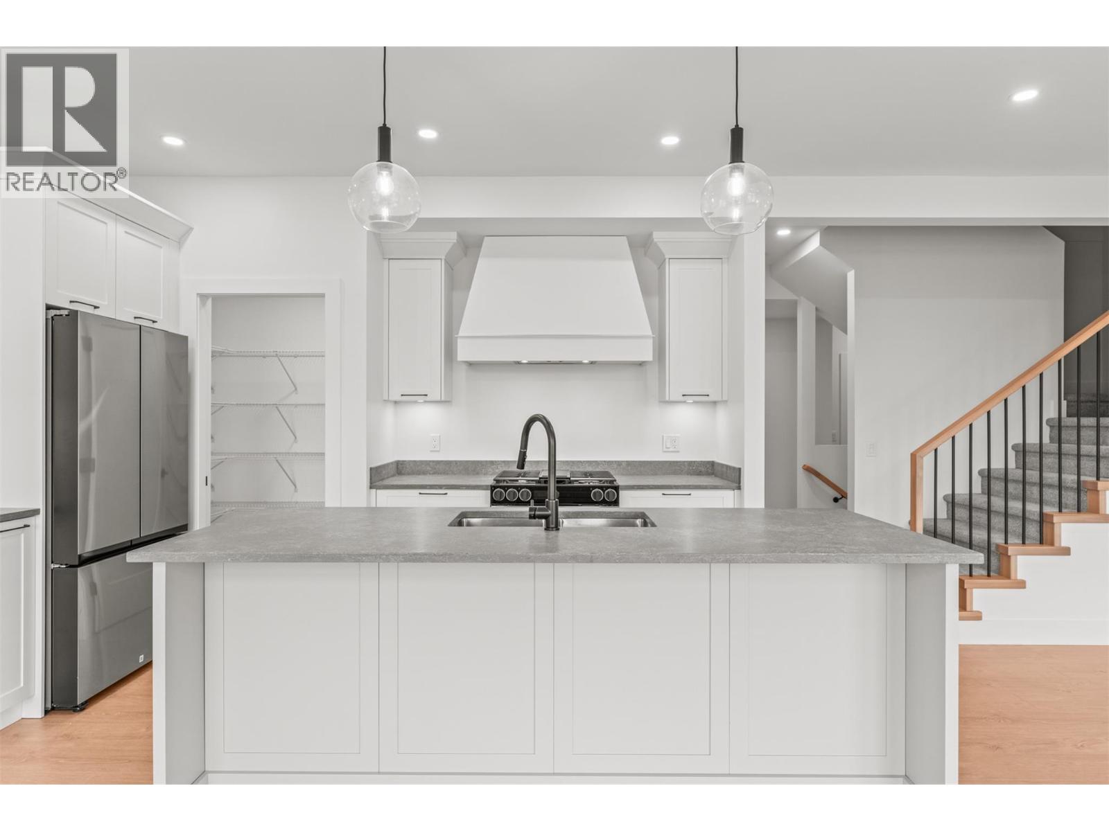 2467 Bradley Drive Unit# 101
