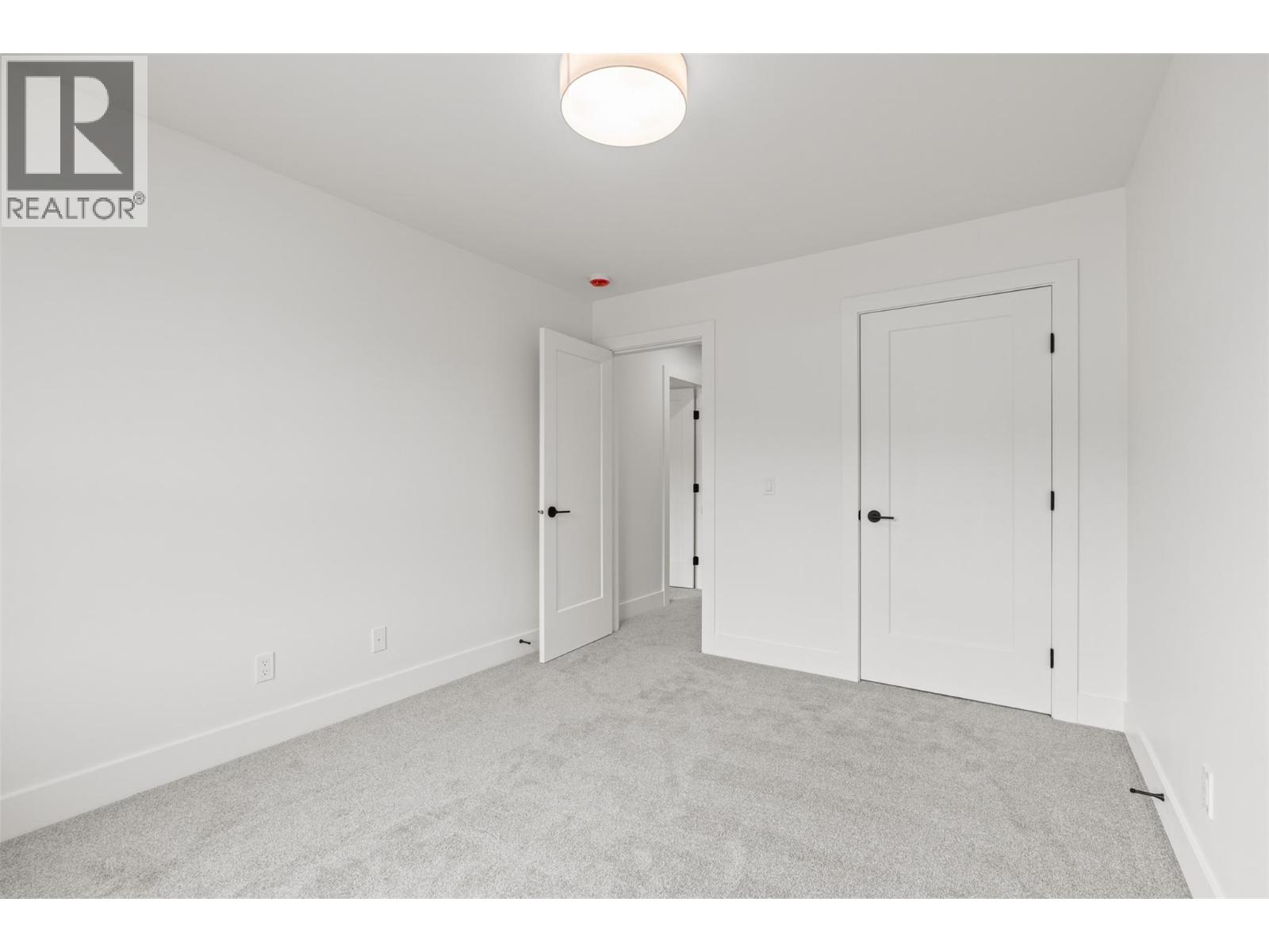 2467 Bradley Drive Unit# 101