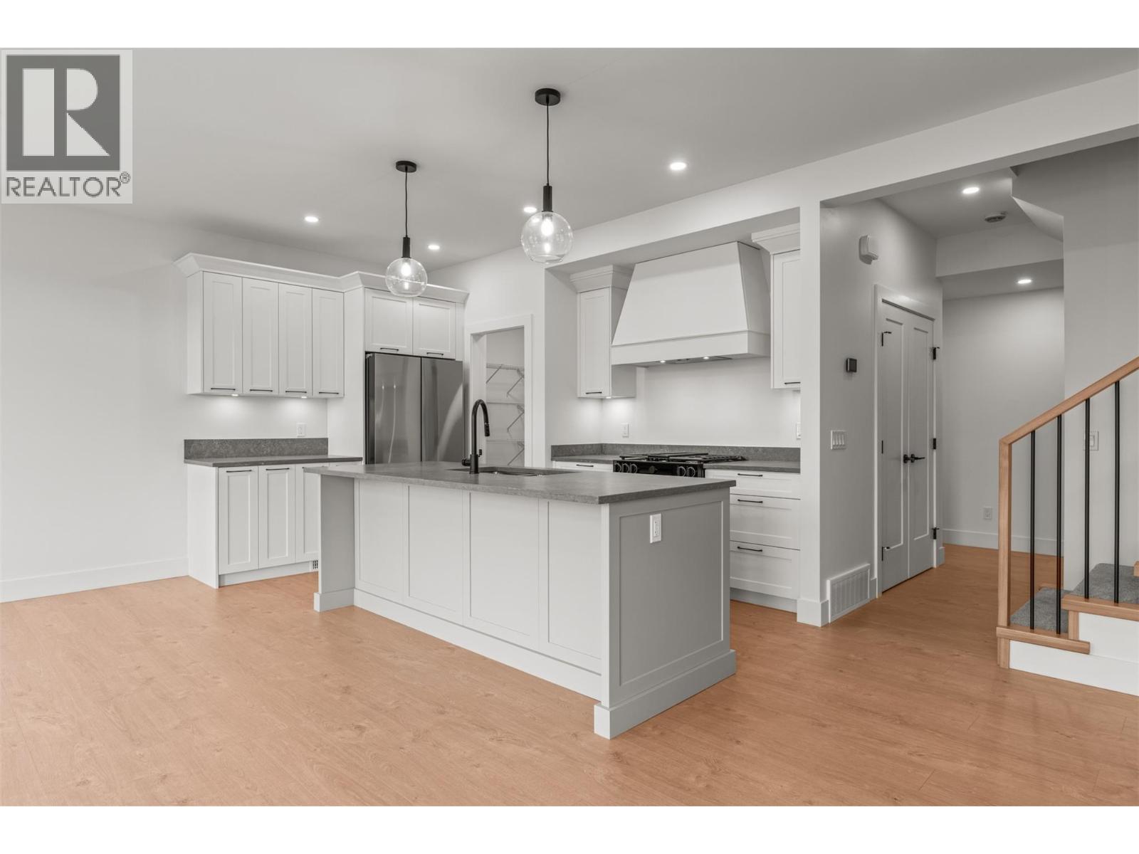 2467 Bradley Drive Unit# 101