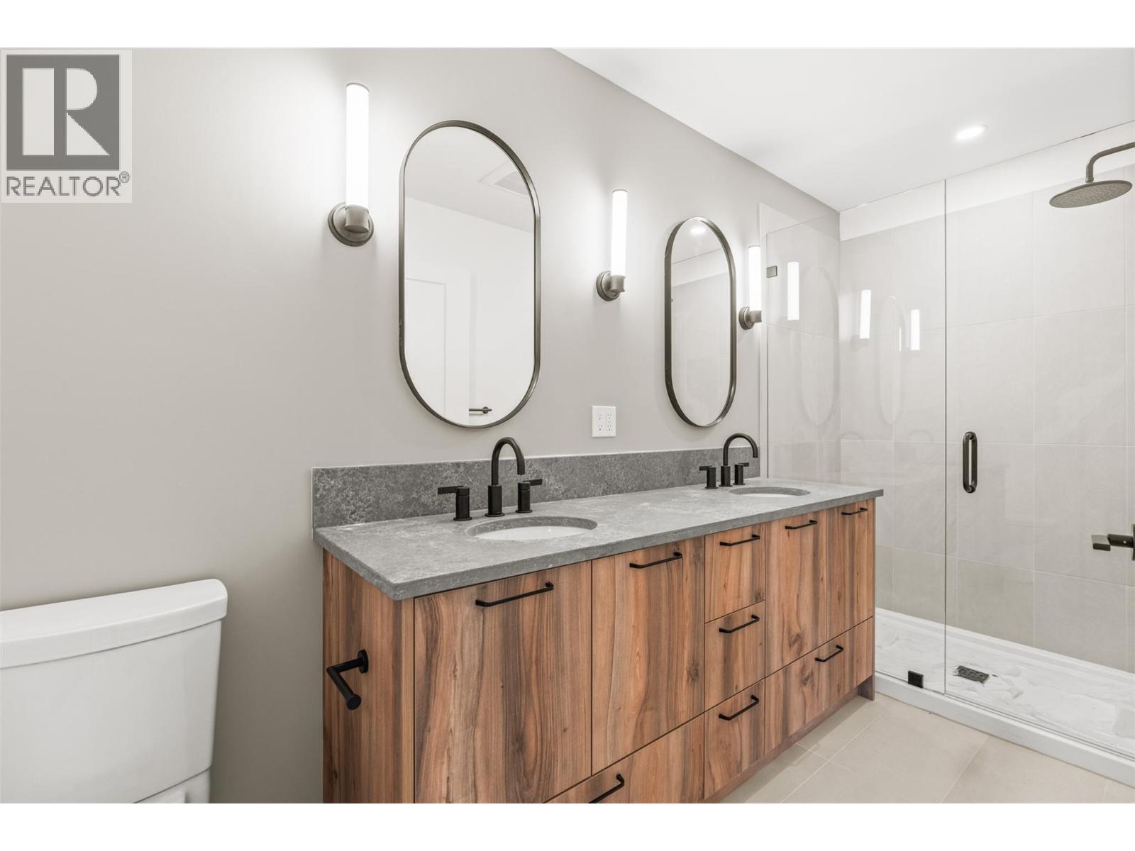 2467 Bradley Drive Unit# 101