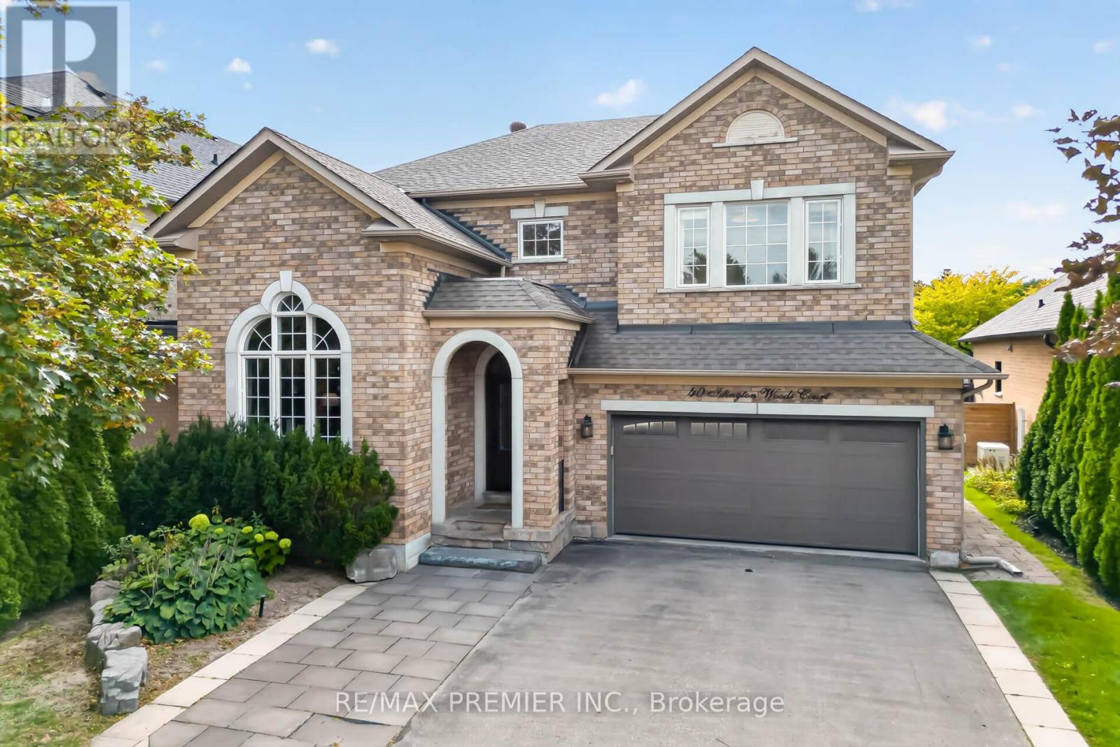 40 ISLINGTON WOODS COURT, Vaughan, Ontario
