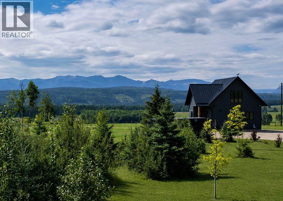 213 Misty Valley Close, Rural Clearwater County, Alberta  T0M 2H0 - Photo 3 - A2338882