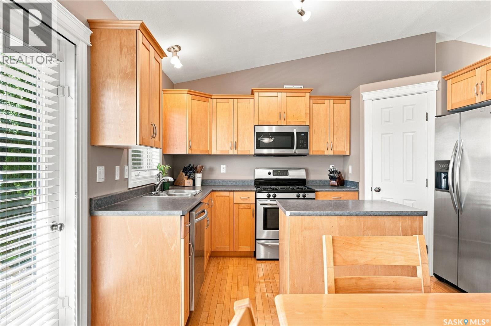 410 Bourgonje Court, Saskatoon, Saskatchewan  S7S 1L7 - Photo 10 - SK049783