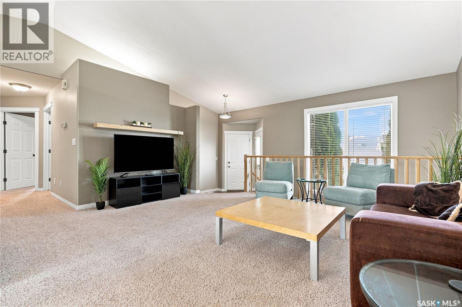 410 Bourgonje Court, Saskatoon, Saskatchewan  S7S 1L7 - Photo 5 - SK049783