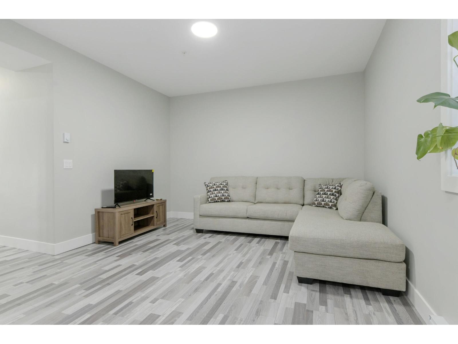 34007 BARKER COURT