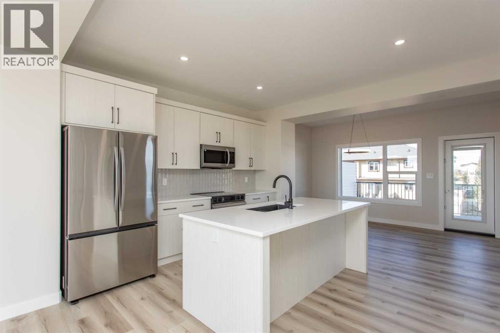 61 Lavelle Close, Red Deer, Alberta  T4R 0V7 - Photo 7 - A2345575