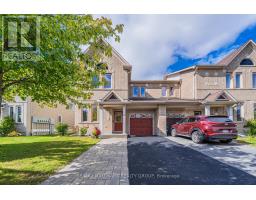 112 AKITA WALK, Ottawa, Ontario