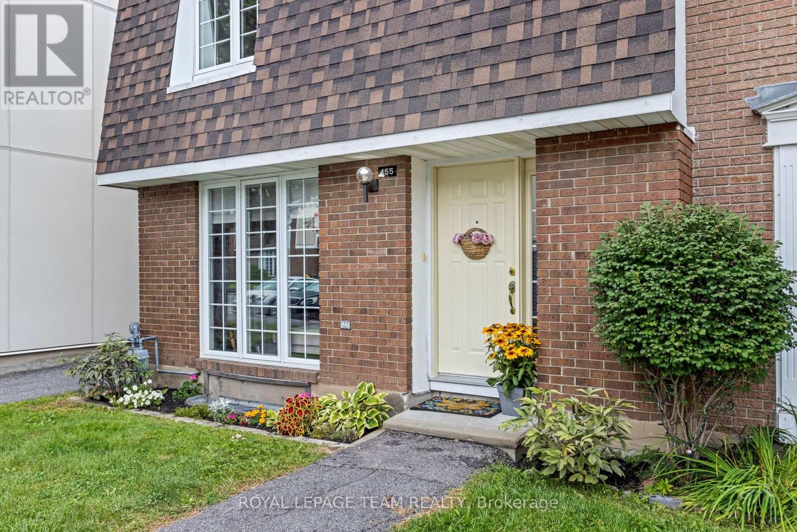 455 Kintyre Private, Ottawa, Ontario K2C 3M9 - Photo 2 - X13841498