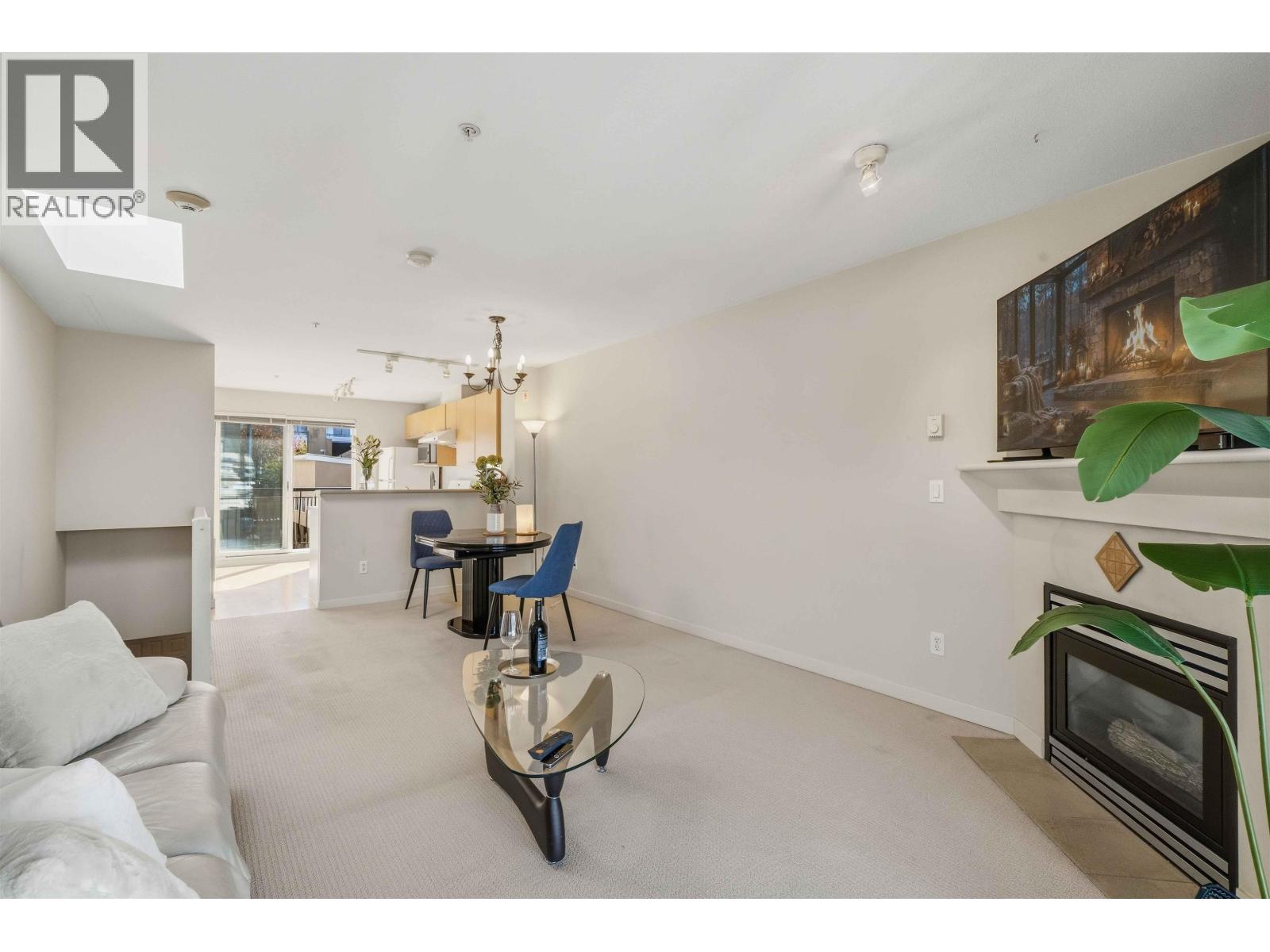 319 678 W 7th Avenue, Vancouver, British Columbia  V5Z 1B5 - Photo 8 - R3170717
