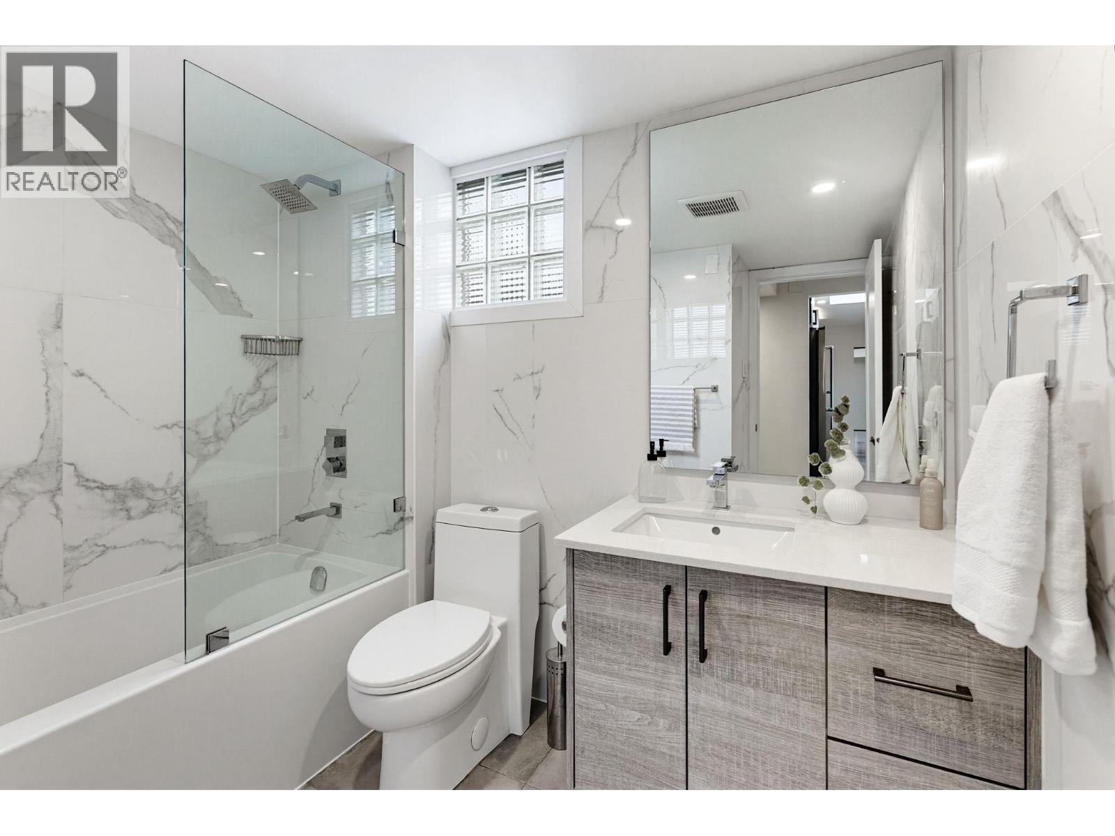 Ph2-802 1225 Barclay Street, Vancouver, British Columbia V6E 1H5 - Photo 35 - R3170739