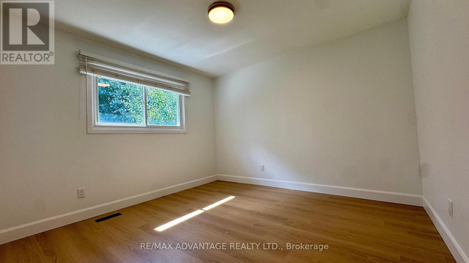 359 Ferndale Avenue, London South, Ontario  N6C 5K5 - Photo 12 - X13841126