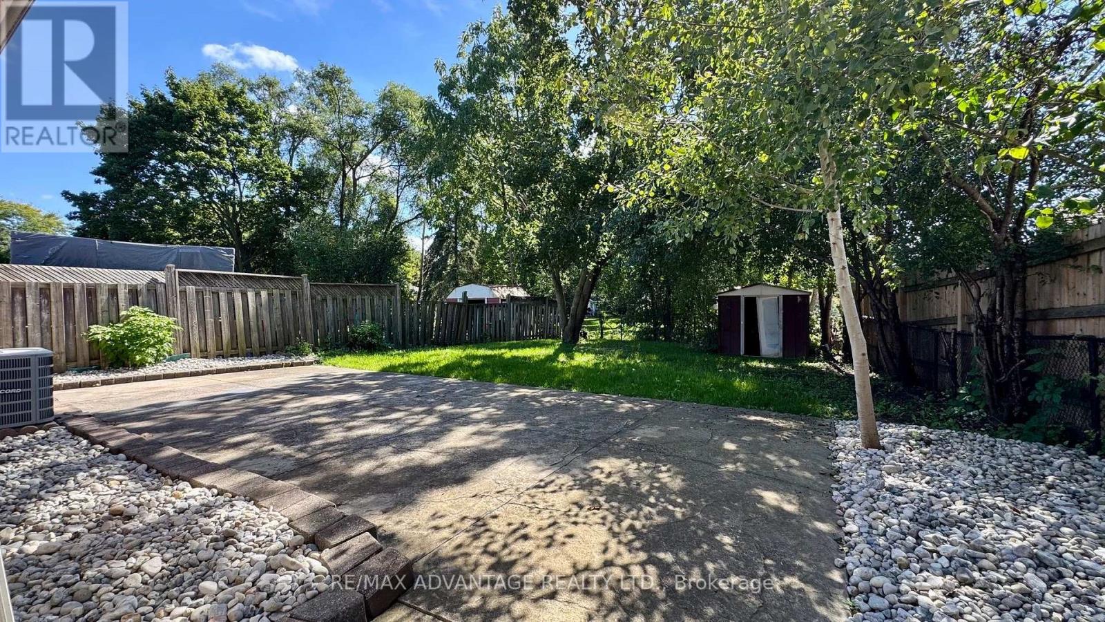 359 Ferndale Avenue, London South, Ontario  N6C 5K5 - Photo 33 - X13841126