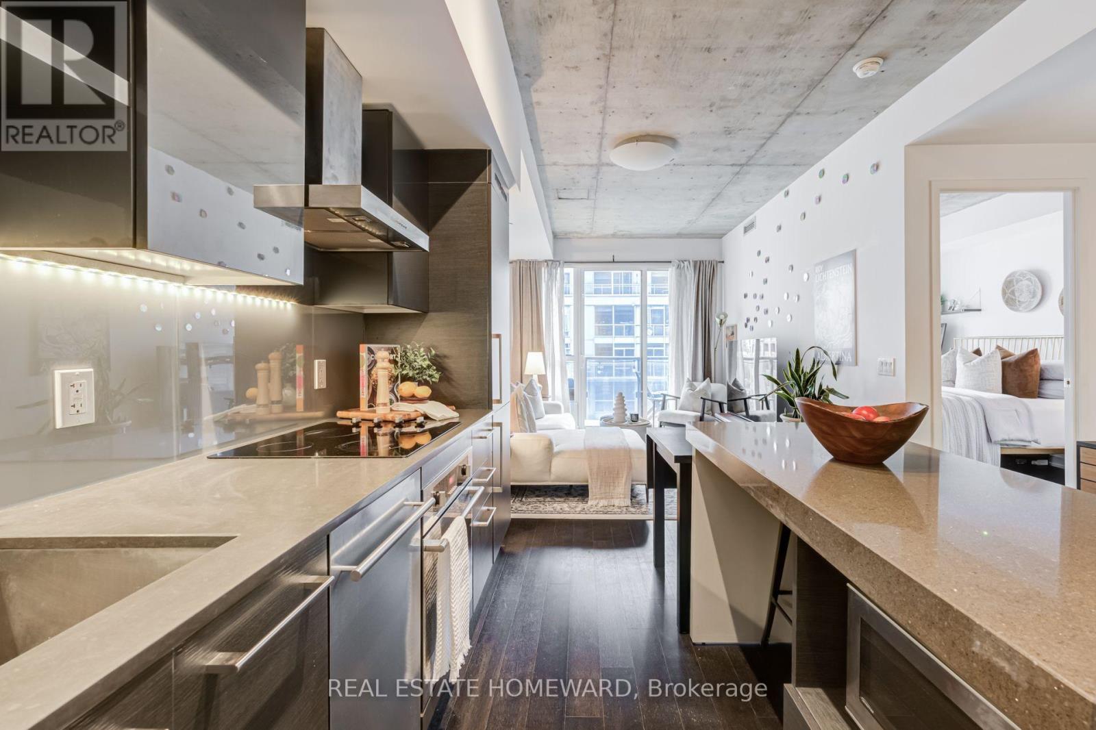 515 - 1030 KING STREET W, Toronto, Ontario