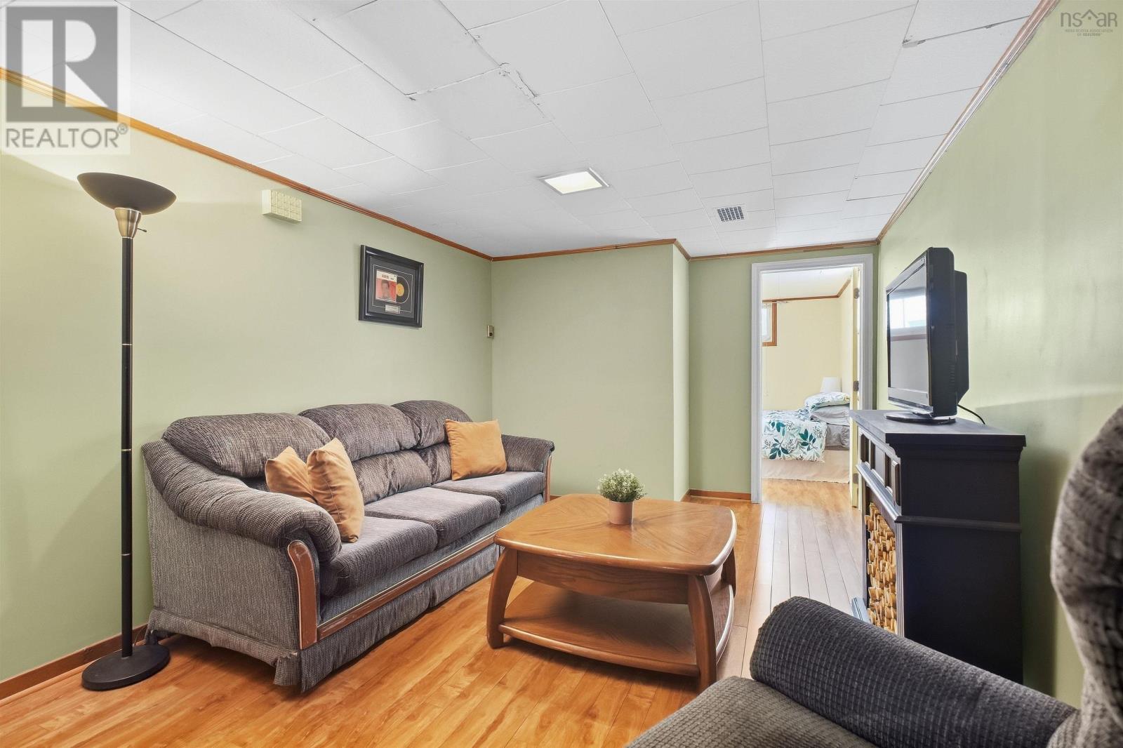 13 Elizabeth Street, Dartmouth, Nova Scotia  B2W 2T4 - Photo 35 - 202624614