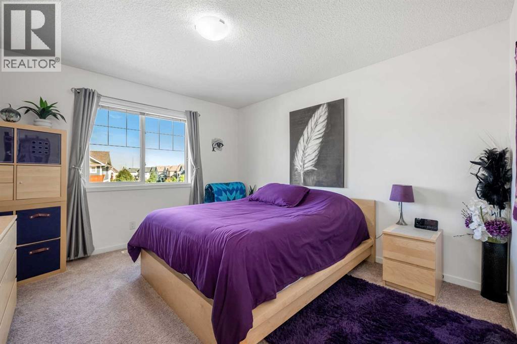 203 Mahogany Grove SE